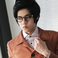眼镜男生个性头像