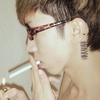 眼镜男生个性头像