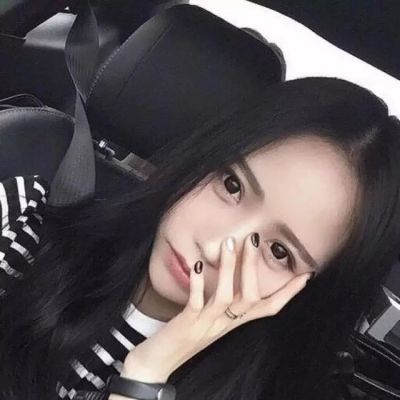 伤感女生灰色头像