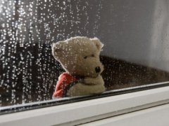 雨天的心情说说图片 下雨天说说心情短语