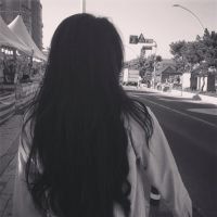 伤感背影女生头像黑白