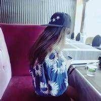 唯美女生头像背影侧面