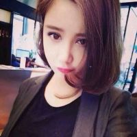 超短发冷艳的微信女生头像