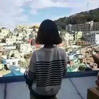 超短发冷艳的微信女生头像