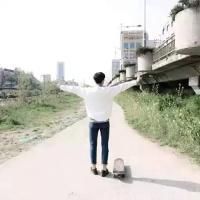 气质干净男生头像