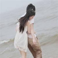 情侣性感头像一左一右