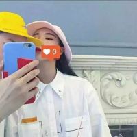 情侣性感头像一左一右