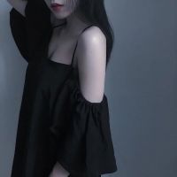 女生上半身不漏头头像