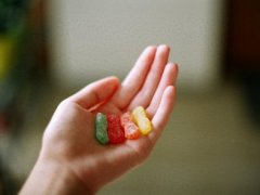 炫酷的女生网名_占據你一切 ∽∽