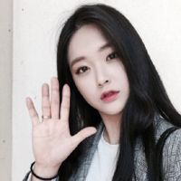 成熟可爱女生头像
