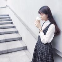 QQ头像女生背影唯美清新脱俗