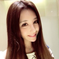 女生手机自拍头像