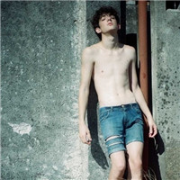 欧美男头像阳光少年