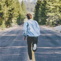 潇洒男人背影头像