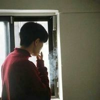 男生头像背影帅气阳光
