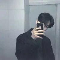 孤独伤感男生头像