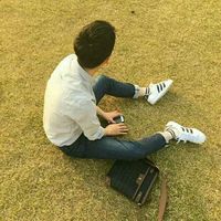 唯美头像男生孤独伤感