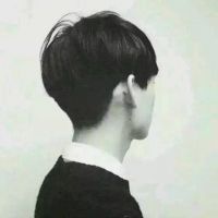 男生帅气孤独背影头像