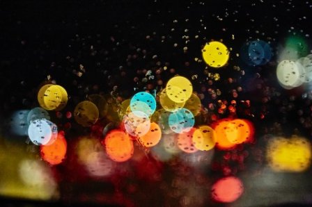 描写阴雨天伤感的句子