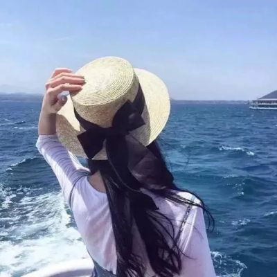 时尚两姐妹头像同一人两张