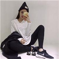 一男一女的拽酷有型情侣头像
