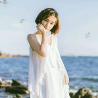 短发女生海边个性头像