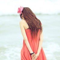 背影女神海边唯美头像