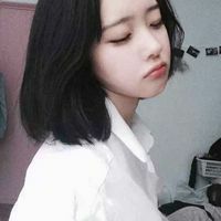 短发女生帅气微信头像