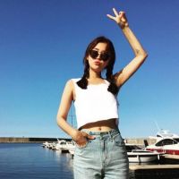 海边意境女生头像