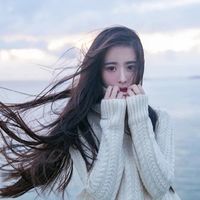 海边意境女生头像