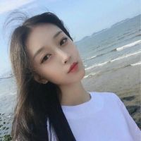 海边意境女生头像