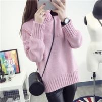 拿手机拍照的女生头像