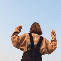 唯美短发女生头像背影
