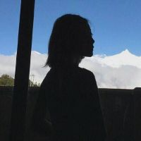 虐心的女生头像