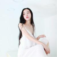 长裙女生头像