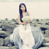 长裙女生头像