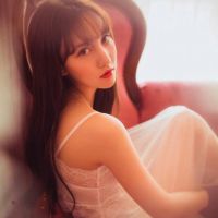 长裙女生头像