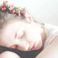 花环女生头像
