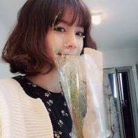 微信头像女捧花