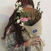 微信头像女捧花