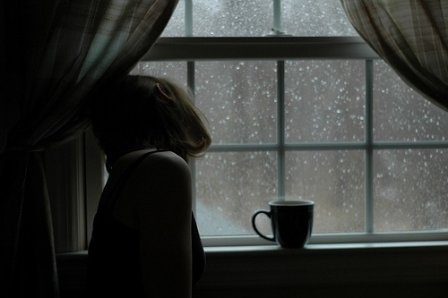 下雨天微信说说带图片