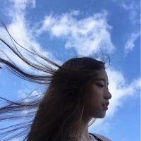 蓝色的女生头像