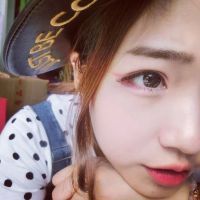 韩系酷酷女生头像