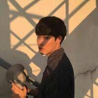 帅气韩国男生头像