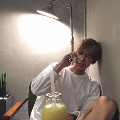 帅气韩国男生头像
