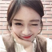 酷酷笑的女生头像