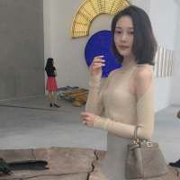 搞怪酷酷的女生头像