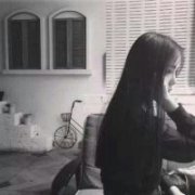 冷酷气质黑衣女生头像 女生穿黑衣服头像