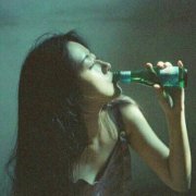 堕落冷酷女生头像 头像女生颓废堕落