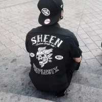 戴帽子背影男生头像